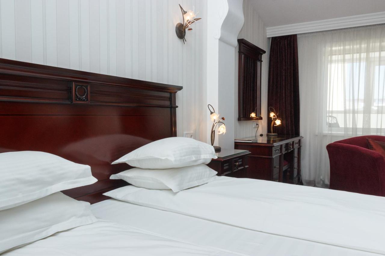 Ar Nuvo Hotel Karagandy Екстериор снимка