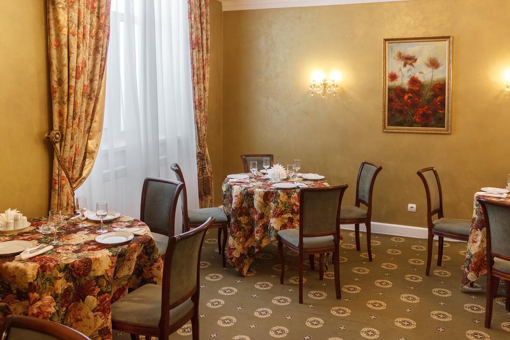 Ar Nuvo Hotel Karagandy Екстериор снимка