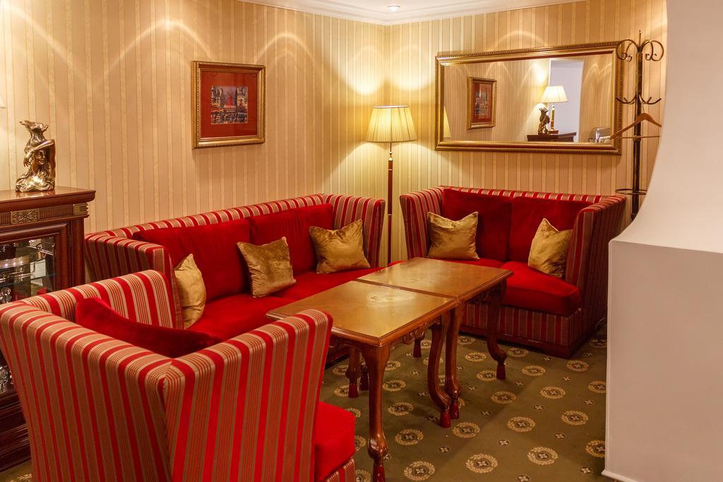 Ar Nuvo Hotel Karagandy Екстериор снимка